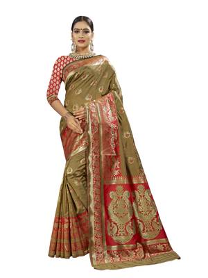 Green woven banarasi saree with blouse 1