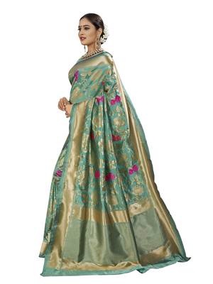 Green woven banarasi saree with blouse 2