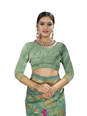 Green woven banarasi saree with blouse 3
