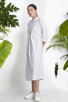 White Hanwoven Kurta With Stripes 2