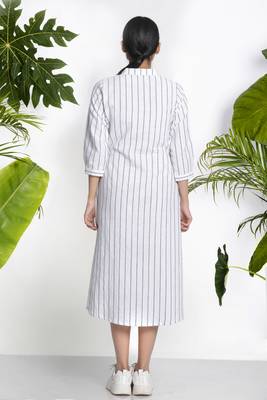 White Hanwoven Kurta With Stripes 3