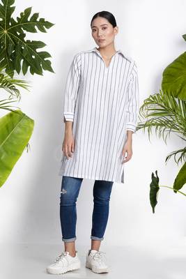 White Handwoven Kurta With Stripes 1