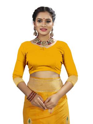 Yellow woven banarasi saree with blouse 3