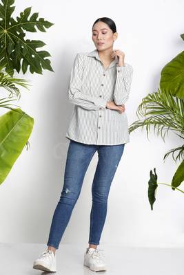 White Handwoven Cotton Shirt With Stripes 1