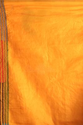 Yellow hand woven bangalore silk handloom saree with blouse 3