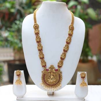 Golden South Indian temple jewellery set 1