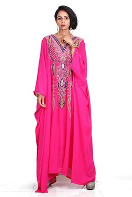 Pink Georgette Embroidered Zari Work Islamic Kaftans 1