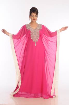 Pink Georgette Embroidered Zari Work Islamic Kaftans 1