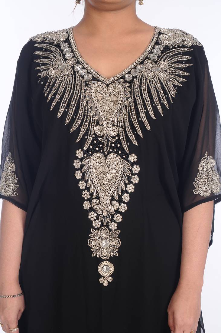 Pink Georgette Embroidered Zari Work Islamic Kaftans