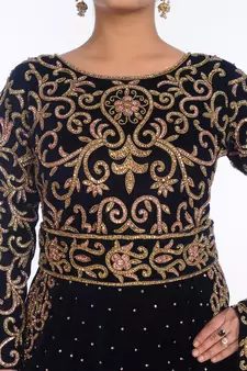 Navy Blue Velvet Embroidered Zari Work Islamic Kaftans
