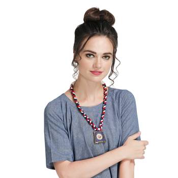 Caressa By Zenitex Multicolour Yarn Necklace With Blue Metal Pendant 1