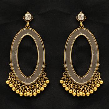 Gold Danglers Drops 1