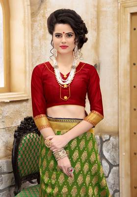 Mehendi woven silk blend saree with blouse 4