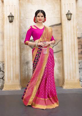 Navy blue woven silk blend saree with blouse 5