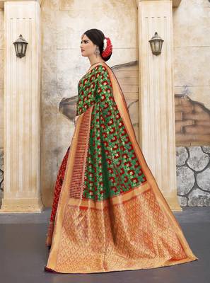 Mehendi woven silk blend saree with blouse 3