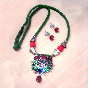 Green Agate Necklaces 1