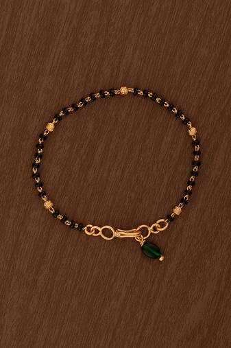 Black beads bracelet with emerald bead hangings one gram gold