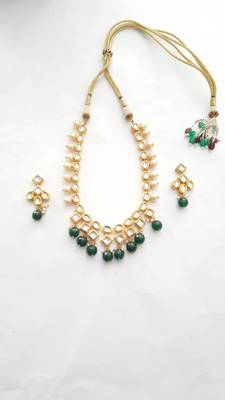 Necklace Set (Emerald) Necklace Set 1