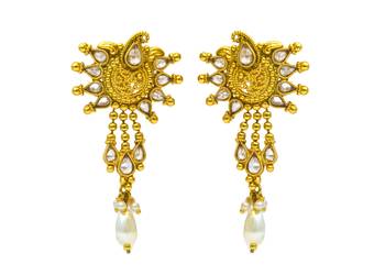Golden Cubic Zirconia Polki Earrings 1