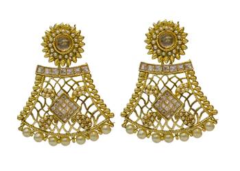 Golden Cubic Zirconia Polki Earrings 1