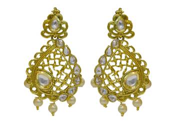 Golden Cubic Zirconia Polki Earrings 1
