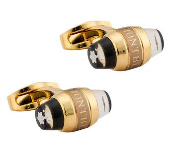Gold cufflink 1