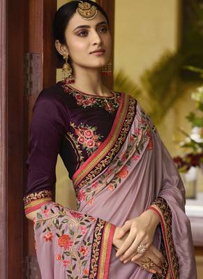 Light Violet Embroidered Silk Blend Saree With Blouse 3