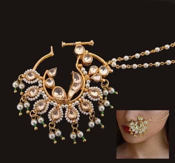 Gold pearl nose-ring 1