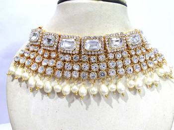 White jewellery 2