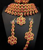 Multicolor necklaces