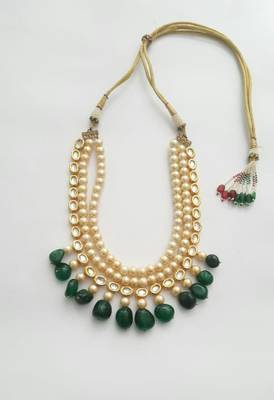 Emerald Pearl Necklace 1