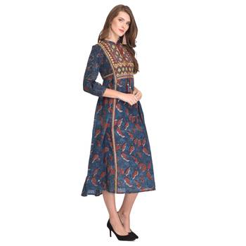 Blue embroidered cotton kurti 2