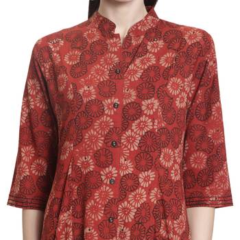 Red printed cotton kurti 5