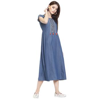 Blue embroidered cotton kurti 2