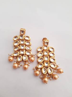 Kundan Pearl Earrings 1