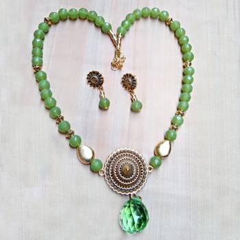 Green Agate Necklaces 1