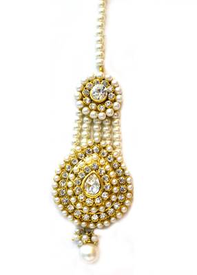 Gold Maang Tikka 1