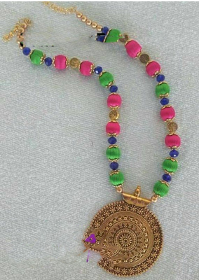 Multicolor necklaces 1
