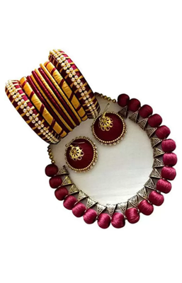 Maroon necklaces 1