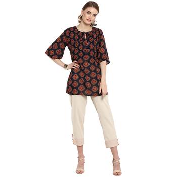 Navy-blue printed cotton tops 5