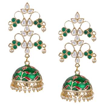 Gold    Earrings 1