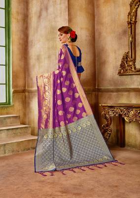 Navy Blue Woven Art Silk Saree With Blouse 2