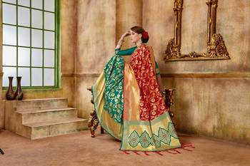 Green Woven Art Silk Saree With Blouse 4