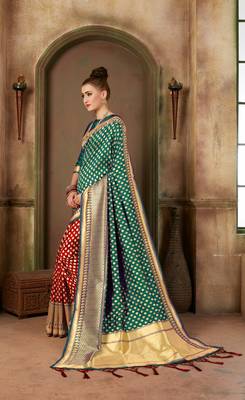 Green Woven Art Silk Saree With Blouse 3