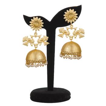 Gold Earrings 3
