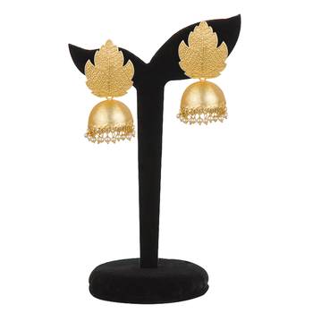 Gold Earrings 3