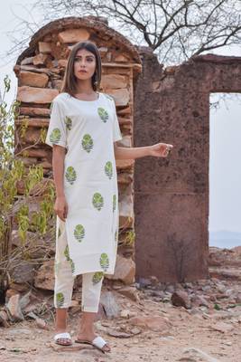 White Kurta with ankle length Pants 1