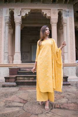 Yellow plain cotton kurta sets 1
