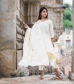 Off-white plain cotton kurta sets