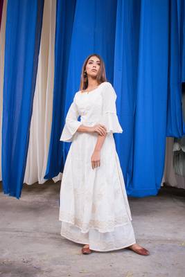 white plain cotton kurti 1